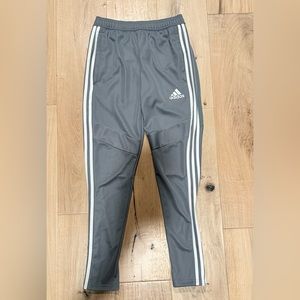 Unworn- Adidas Clima Cool Sweatpants (Grey & White)